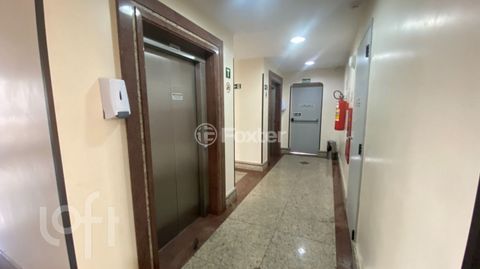 Image 6 - 872441
