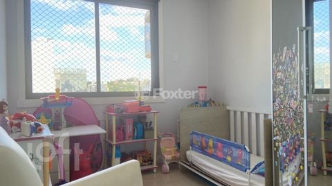 Image 4 - 872441