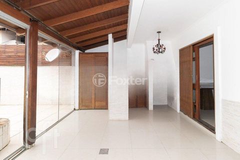 Image 19 - 872516