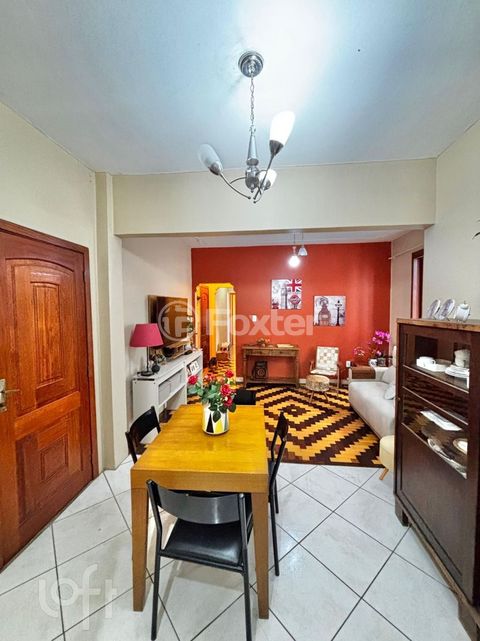 Image 4 - 872517