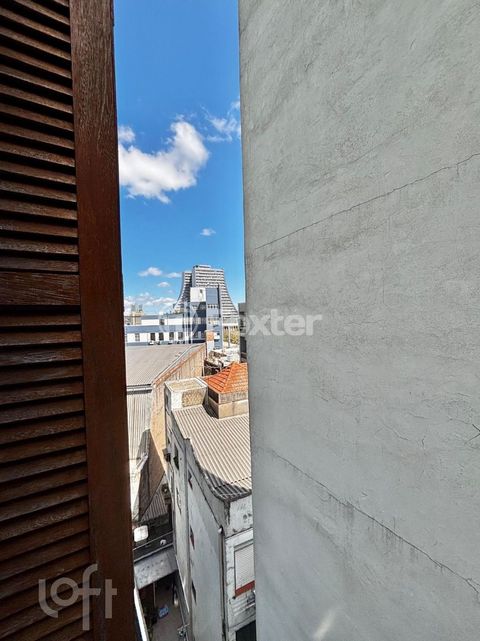 Image 6 - 872517
