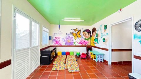Image 7 - 872527