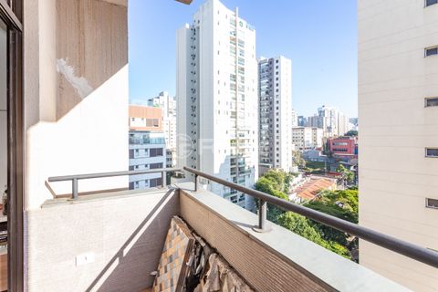 Image 4 - 872622