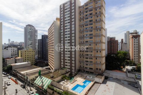 Image 2 - 872627