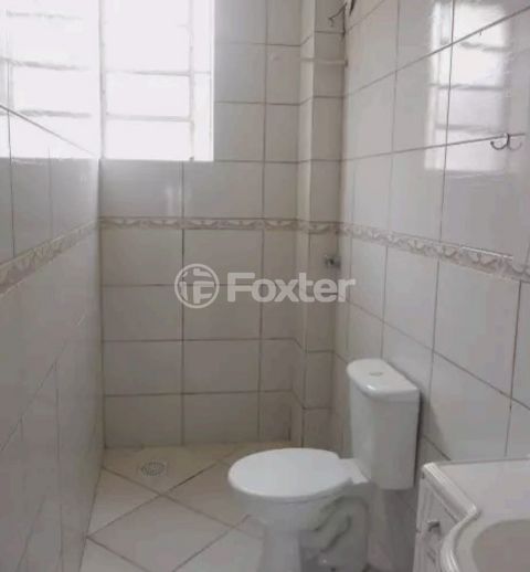 Image 8 - 872636