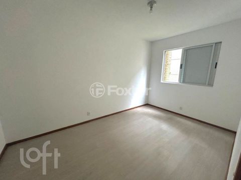 Image 7 - 872652