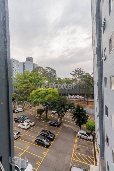 Image 17 - 872700