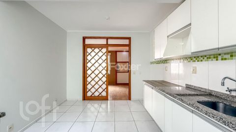 Image 8 - 872711