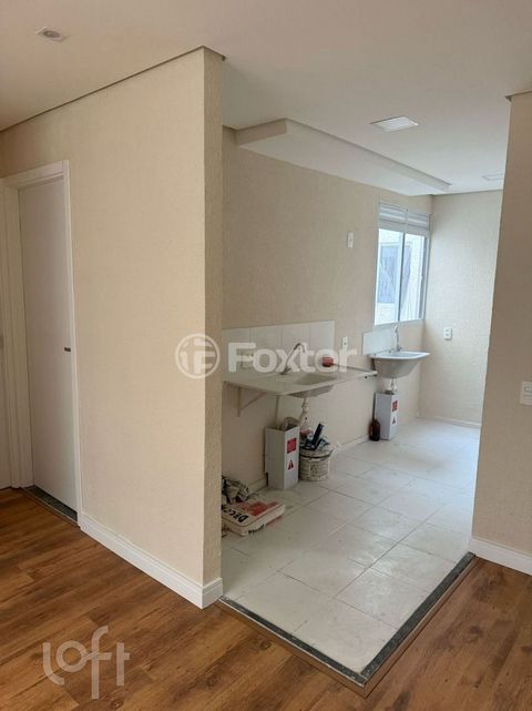 Image 2 - 872712