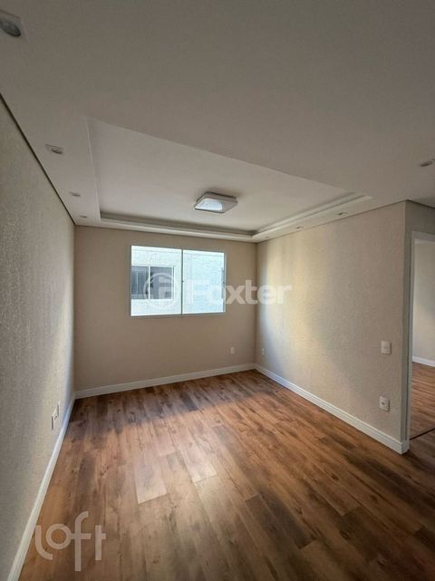 Image 1 - 872712