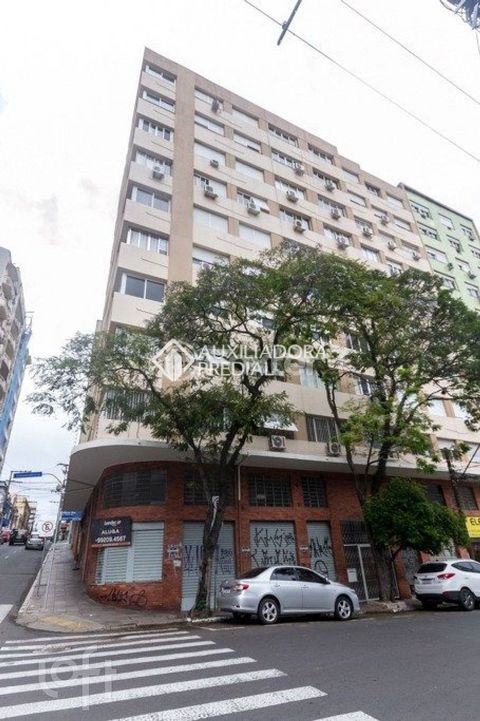 Image 8 - 872718