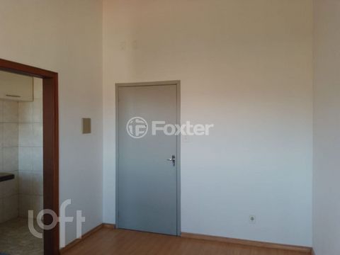 Image 7 - 872731