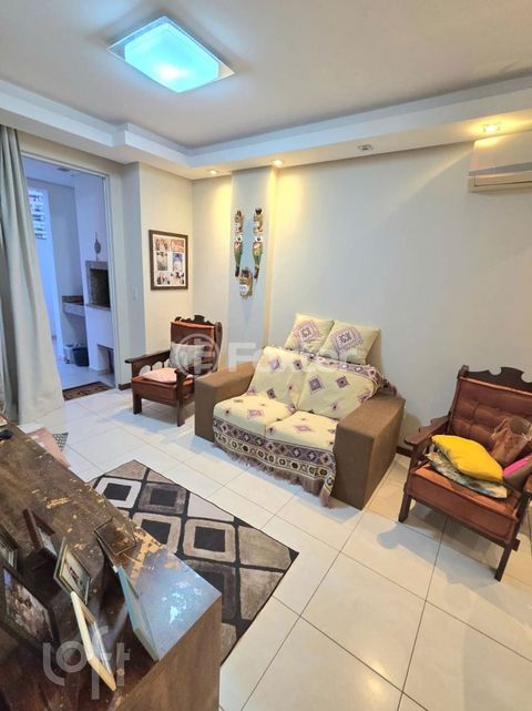 Image 3 - 872739