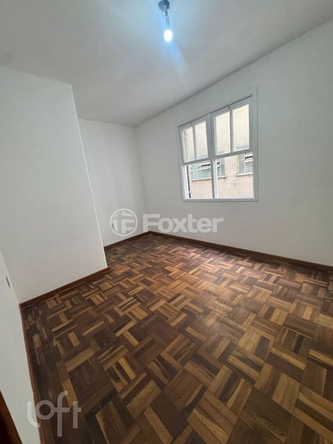 Image 7 - 872743