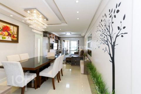 Image 7 - 872773