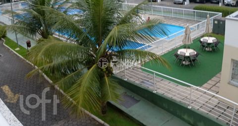 Image 10 - 872795