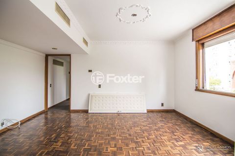 Image 3 - 872856