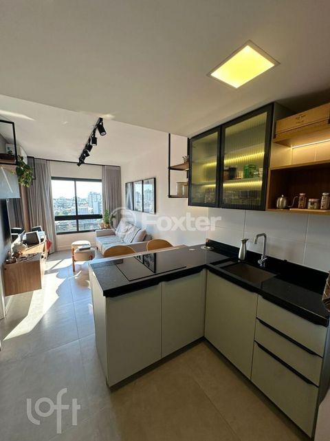 Image 6 - 872864