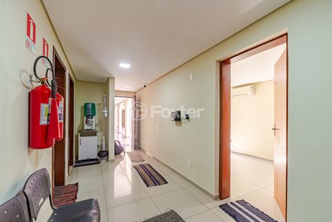 Image 3 - 872865