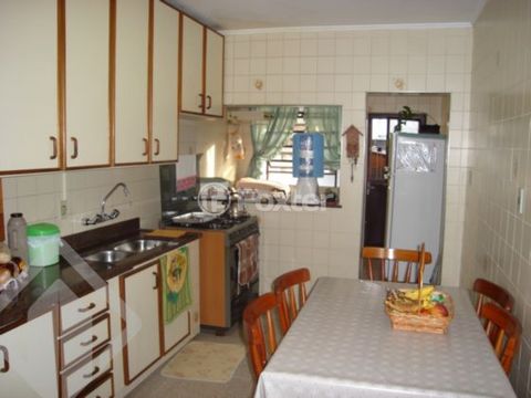 Image 2 - 872872