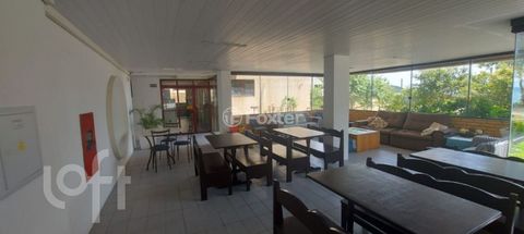 Image 18 - 872875