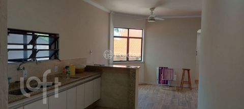 Image 4 - 872875