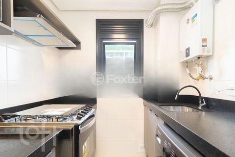 Image 7 - 872879