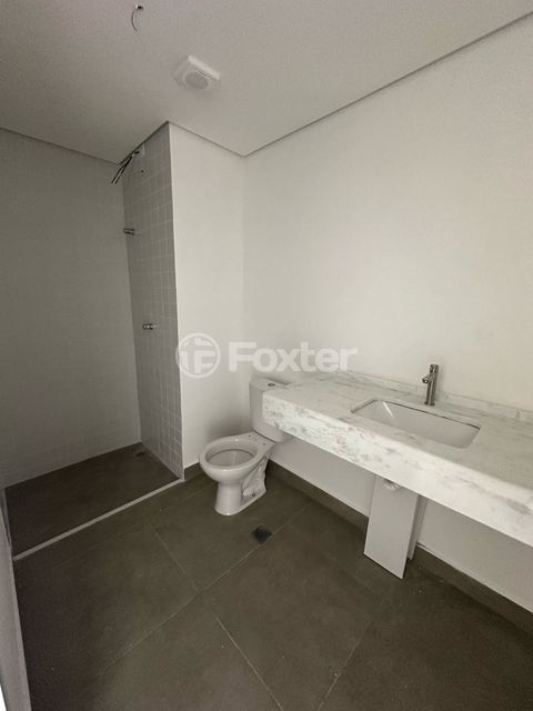 Image 6 - 872883
