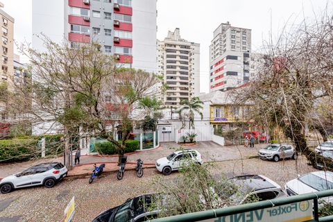 Image 16 - 872888