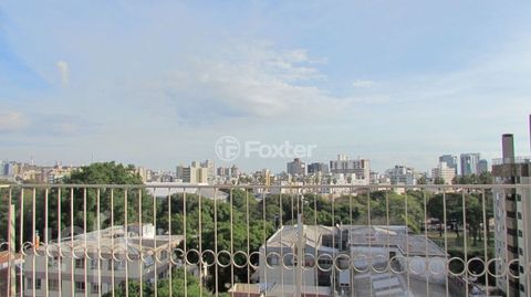 Image 18 - 872975