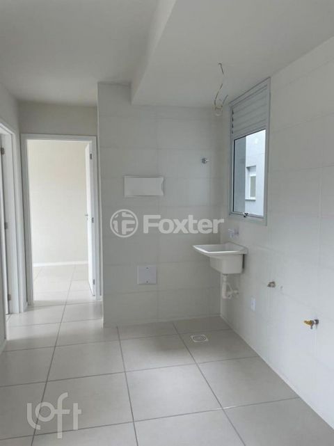 Image 4 - 872977