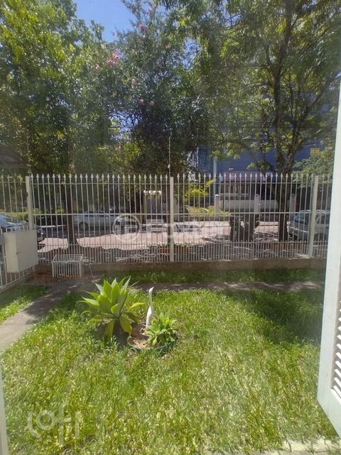 Image 9 - 872980