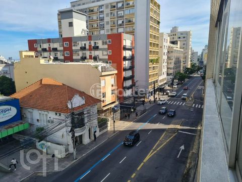 Image 0 - 872986