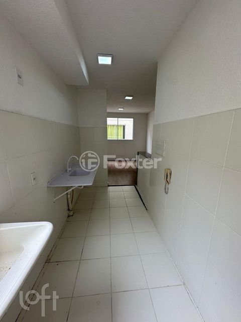 Image 9 - 872987
