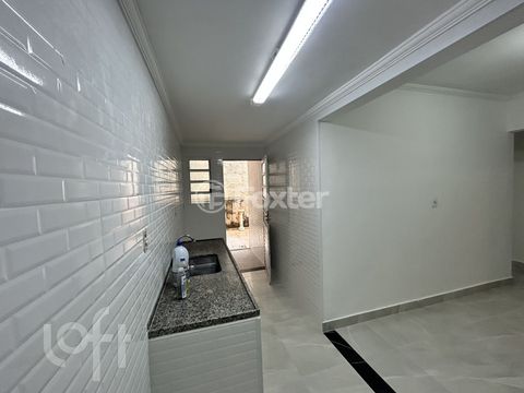 Image 7 - 872988