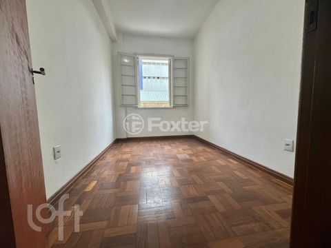 Image 7 - 872992