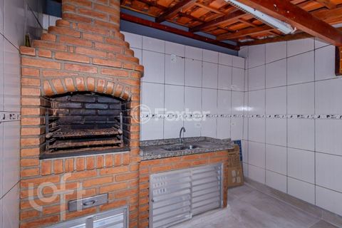 Image 17 - 873011