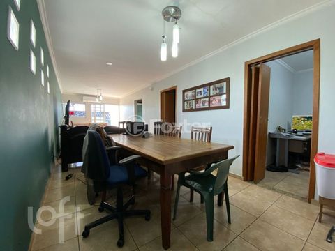 Image 4 - 873012