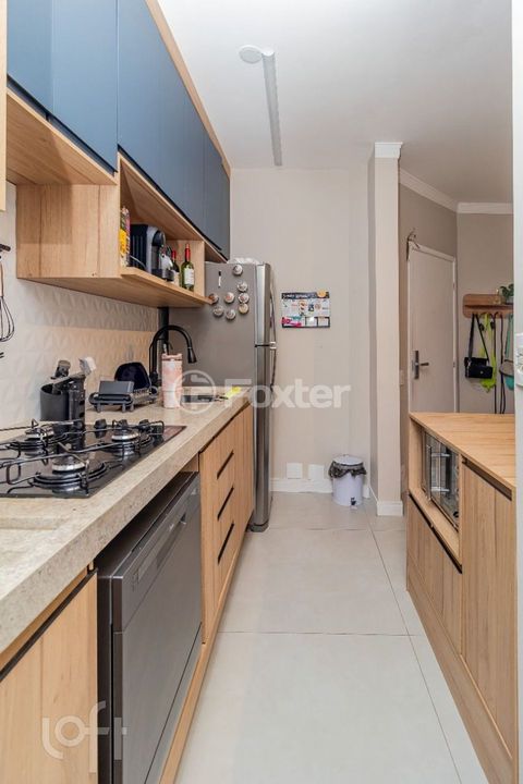 Image 10 - 873022