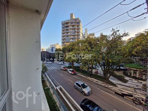 Image 9 - 873086