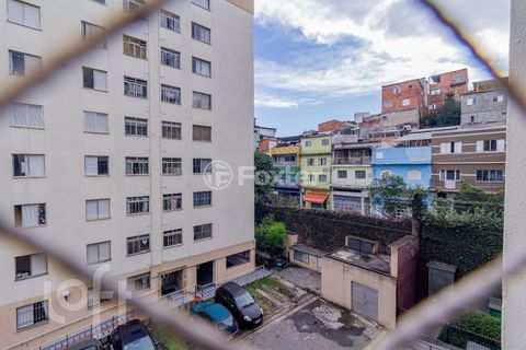 Image 4 - 873097