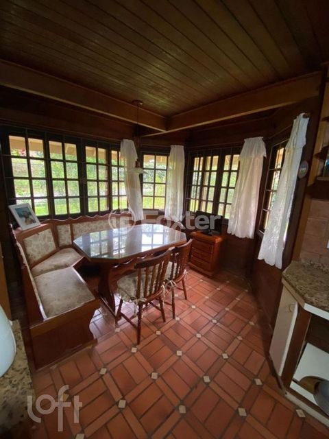 Image 13 - 873123