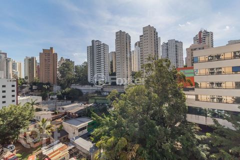 Image 6 - 873131