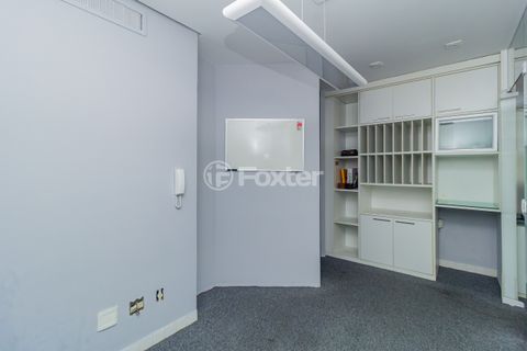Image 7 - 873132