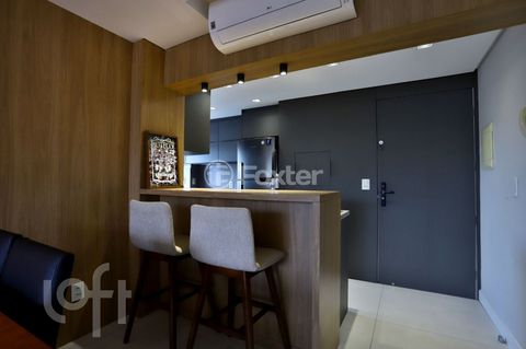 Image 6 - 873177
