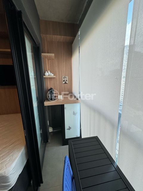 Image 7 - 873243