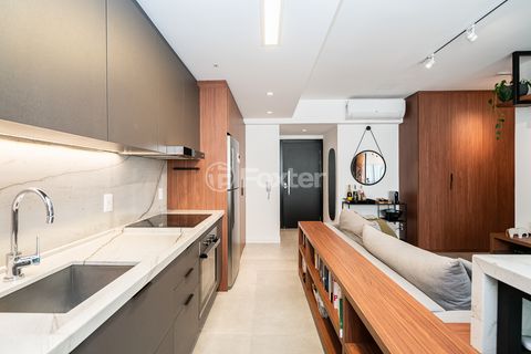 Image 17 - 873267