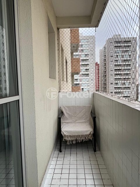 Image 6 - 873287