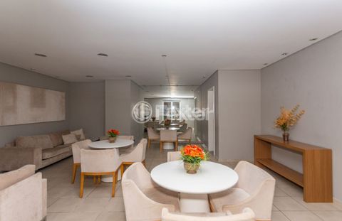 Image 7 - 873289