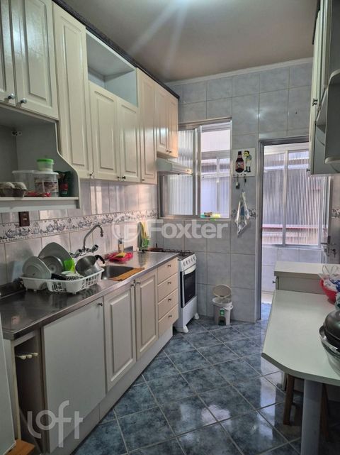 Image 11 - 873308